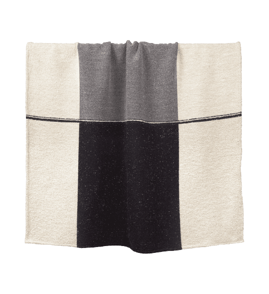 Refined layers urban throw – image 1
